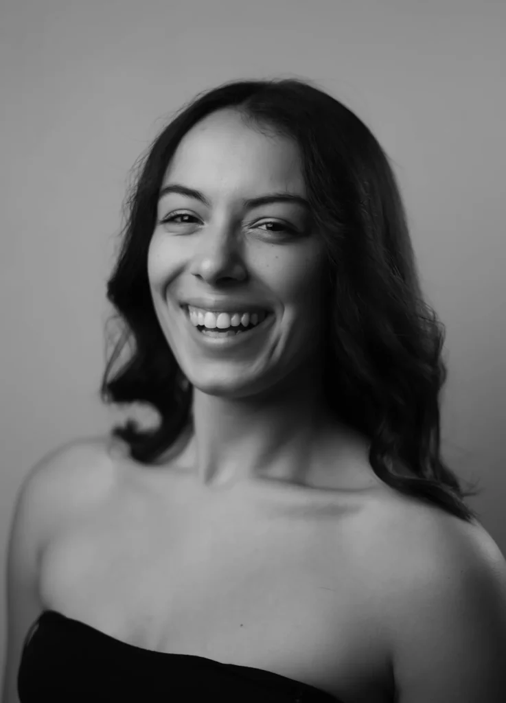 Lauren Velasco Headshot